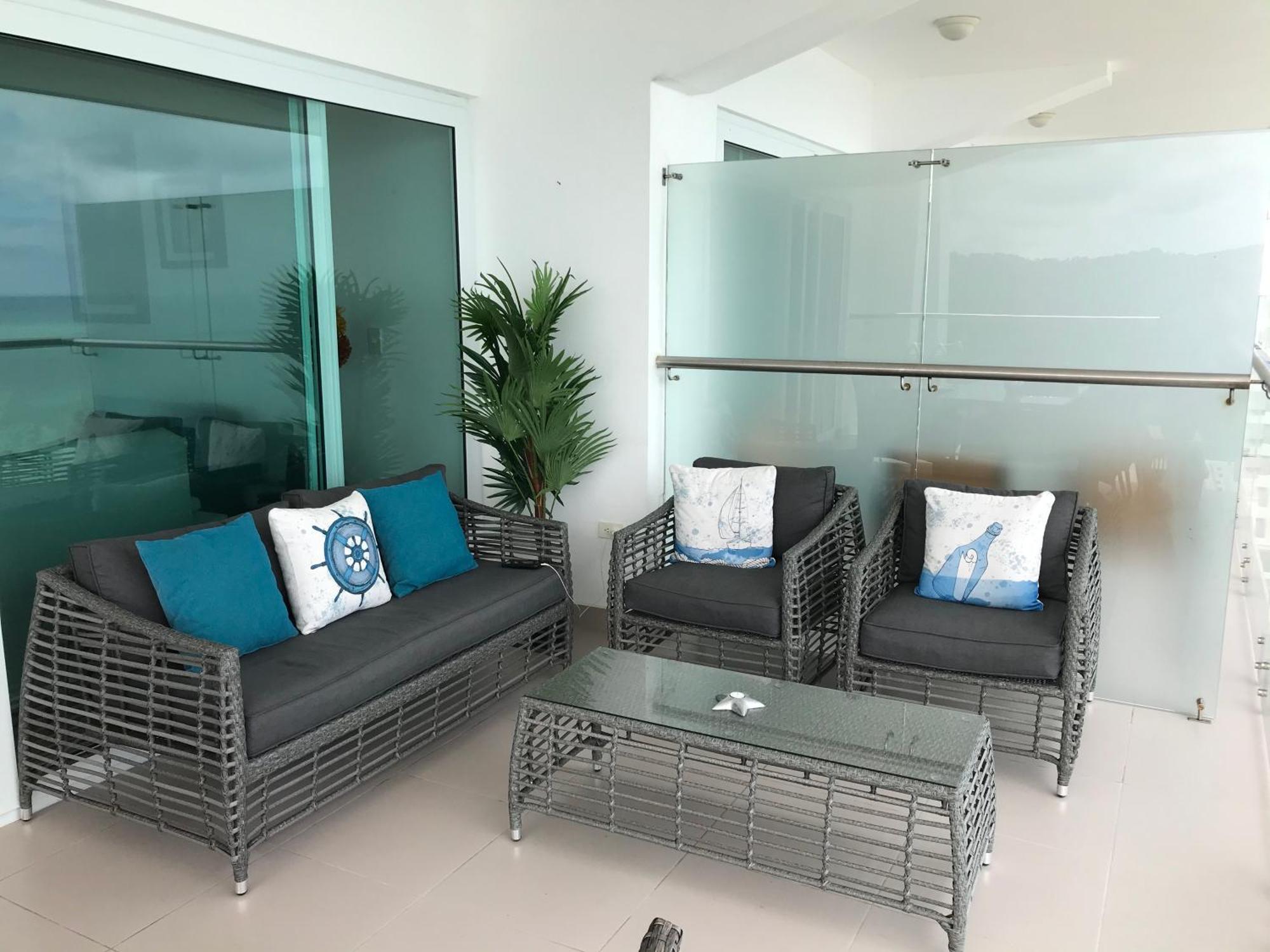 Resort Playa Azul Departamentos Frente Al Mar Тонсупа Екстериор снимка